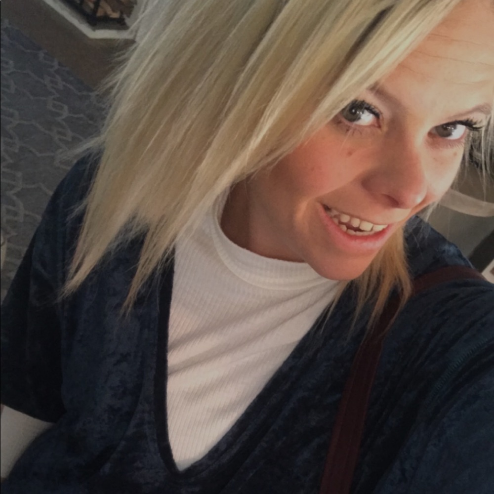 Meet your Posher, Megan